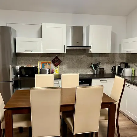 Marika Puhkekuela - Metsanurga Puhkemaja 