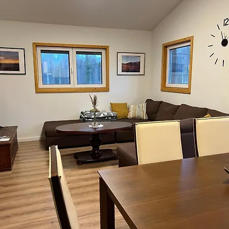 Marika Puhkekuela - Metsanurga Puhkemaja 