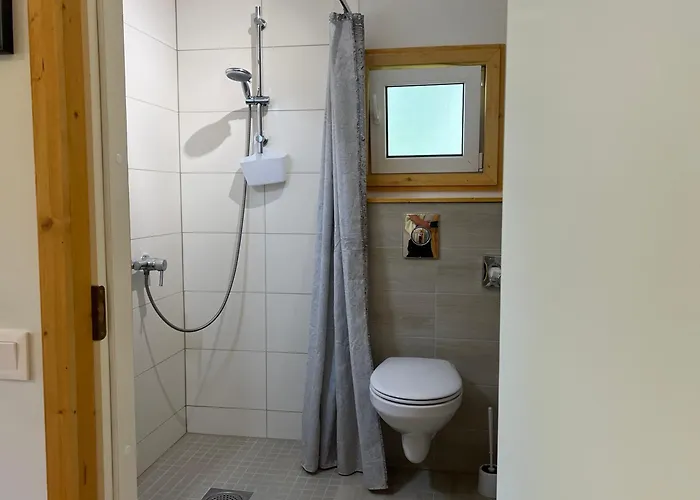 Marika Puhkekuela - Metsanurga Puhkemaja 