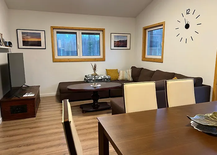 Marika Puhkekuela - Metsanurga Puhkemaja 